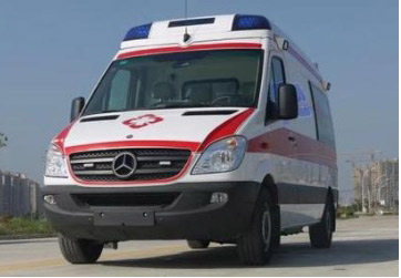 屏边救护车租赁
